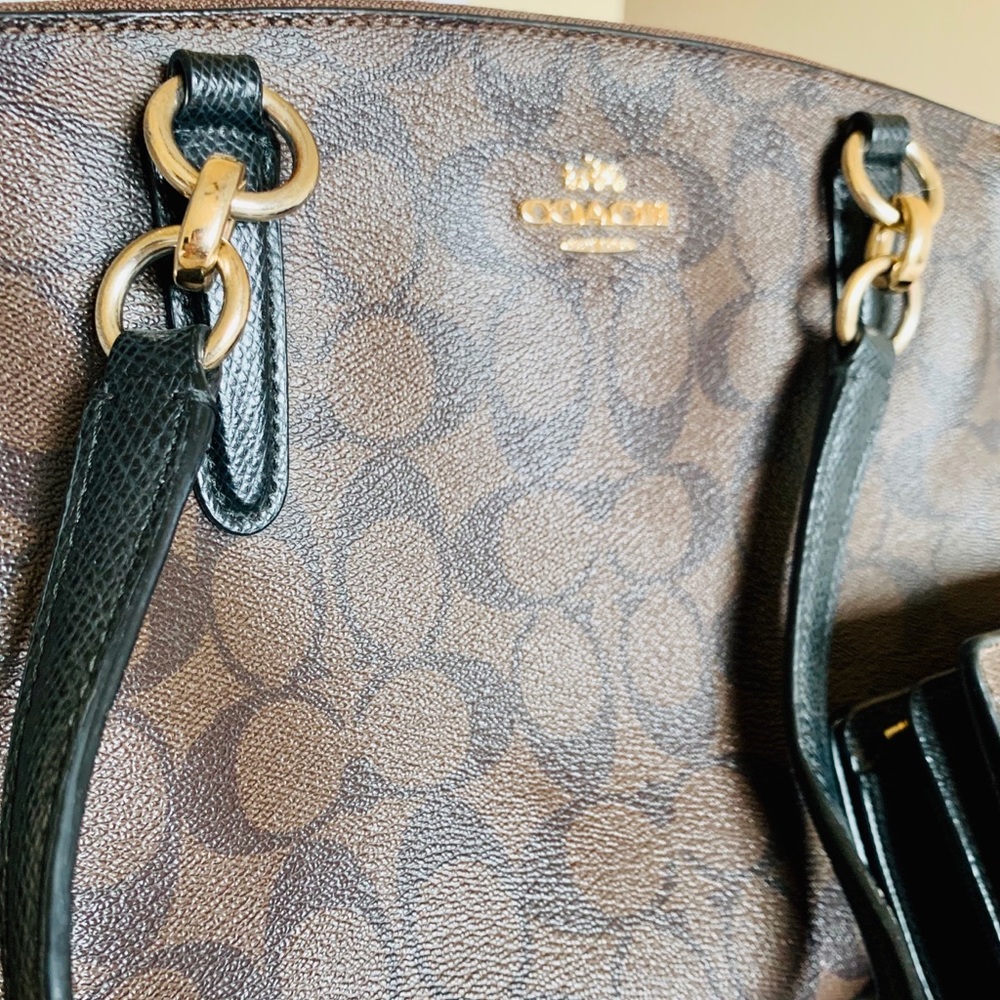 Coach Handbag & Matching Wallet - Picture 11 of 13